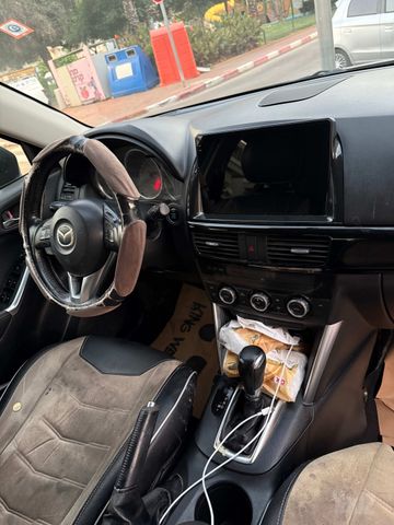 מודעת רכב מאזדה CX-5