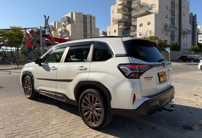 סובארו פורסטר
