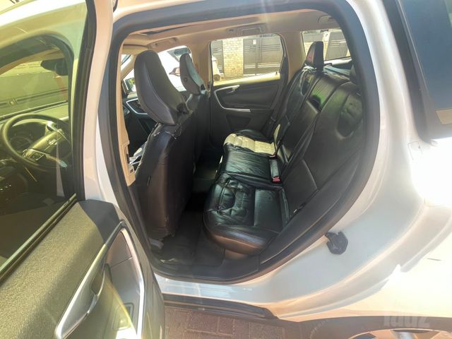 וולוו XC60