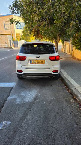 קיה סורנטו