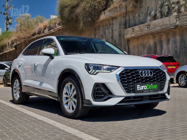 אאודי Q3