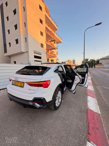 אאודי Q3