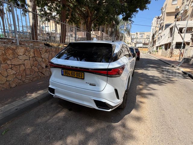 לקסוס RX