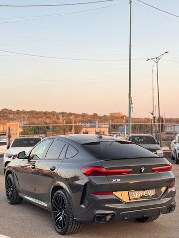 ב מ וו X6
