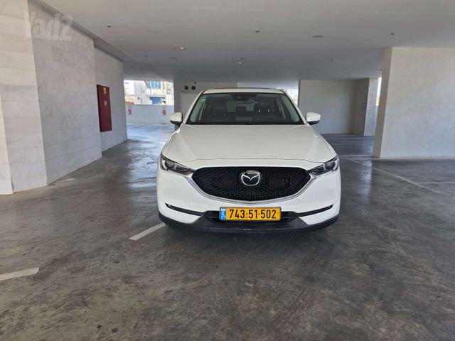 מודעת רכב מאזדה CX-5