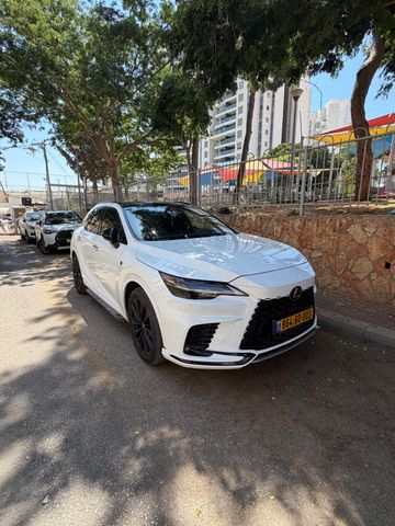 לקסוס RX