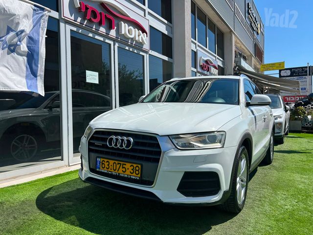 אאודי Q3