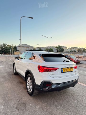 אאודי Q3