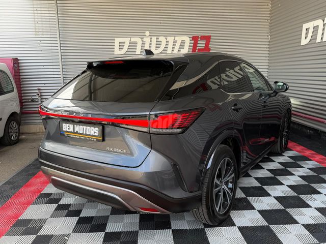 לקסוס RX
