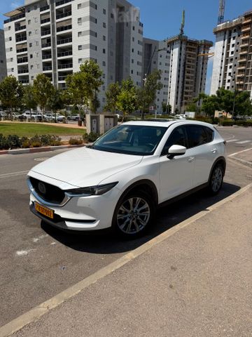 מודעת רכב מאזדה CX-5