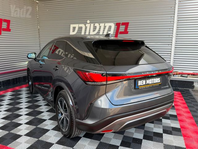 לקסוס RX