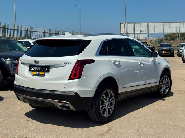 קאדילק XT5