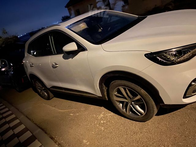 אם ג'י EHS PHEV