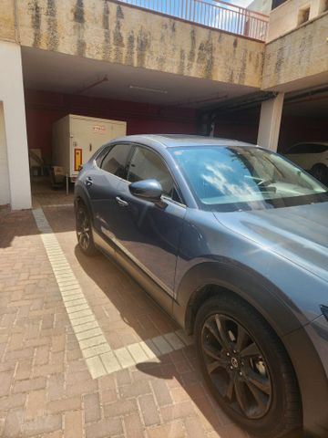 מודעת רכב מאזדה CX-30