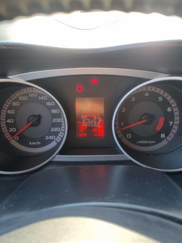 מיצובישי אאוטלנדר