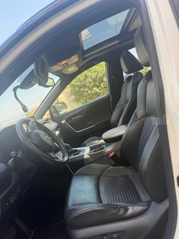 טויוטה RAV4