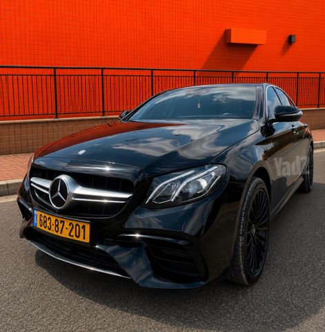 מודעת רכב מרצדס-בנץ E-class
