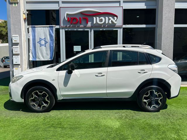 סובארו XV