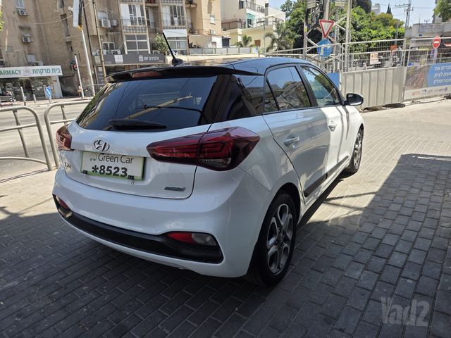 יונדאי i20