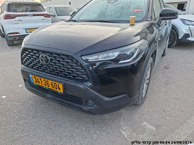 מודעת רכב טויוטה קורולה קרוס