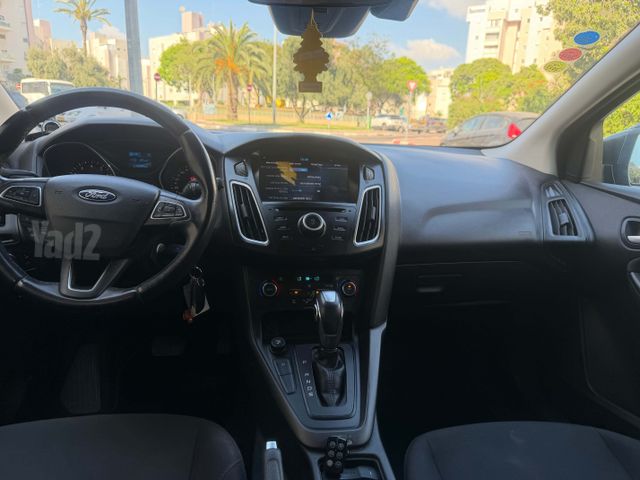 פורד פוקוס