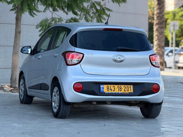 יונדאי i10