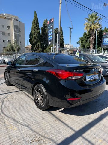 יונדאי I35
