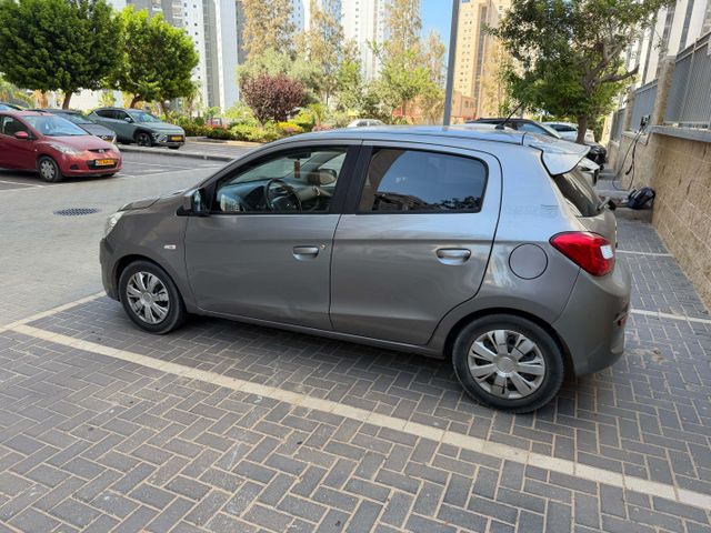 מיצובישי ספייס סטאר