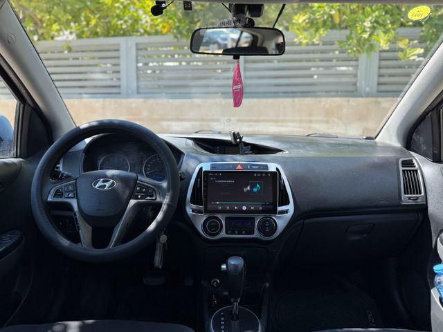 יונדאי i20