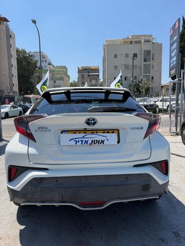 טויוטה C-HR