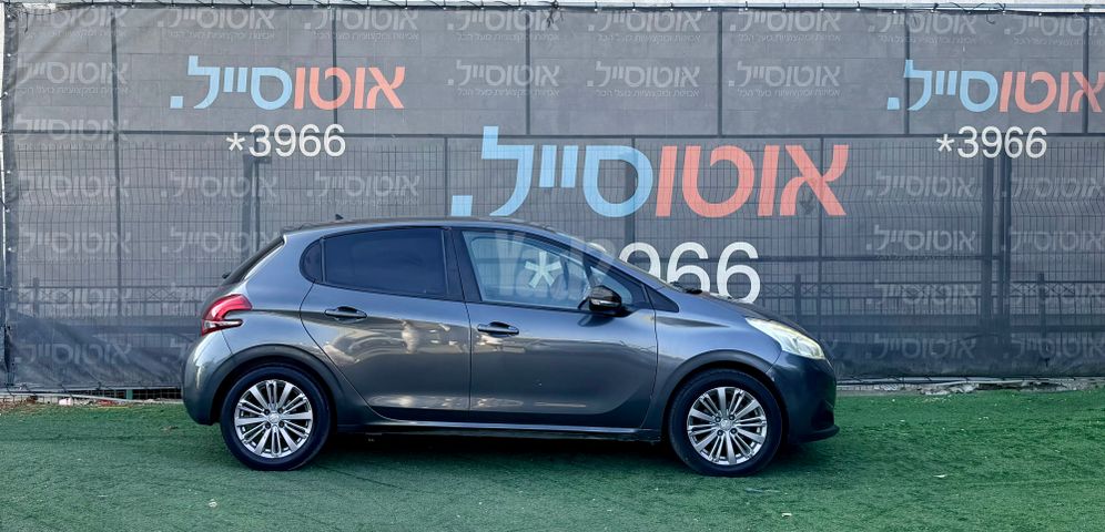 פיג'ו 208