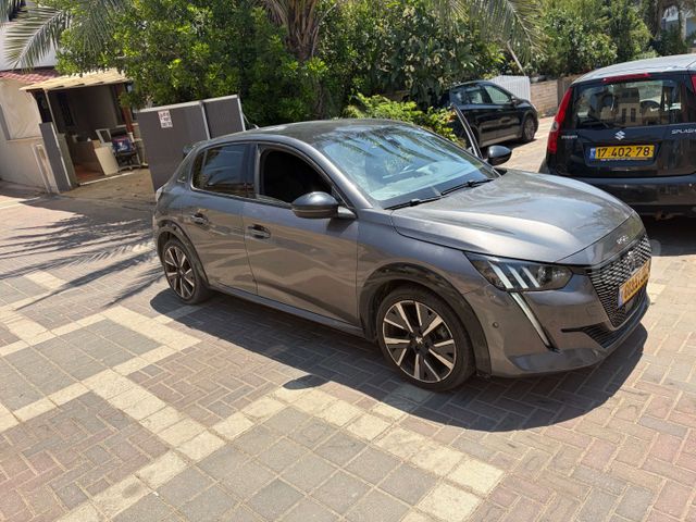 מודעת רכב פיג'ו 208