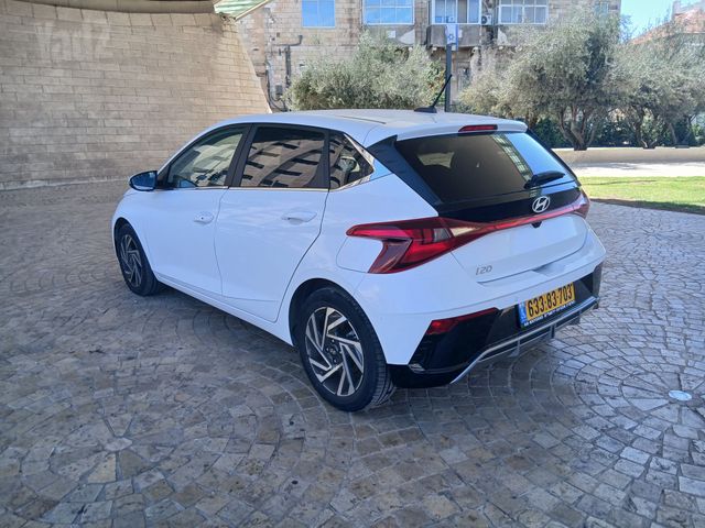 יונדאי i20