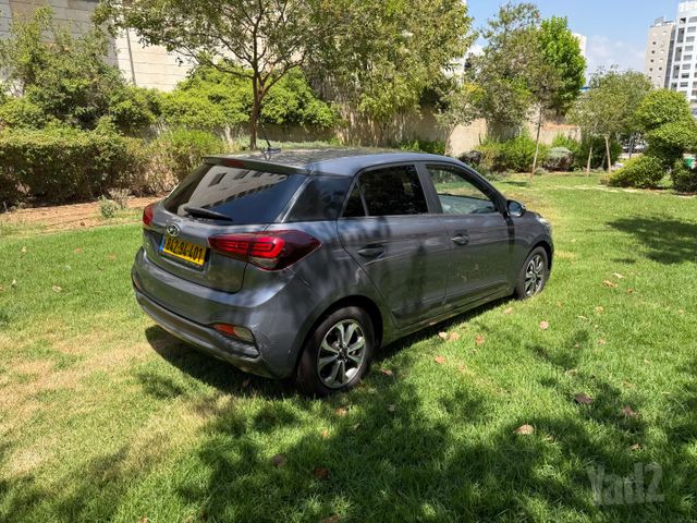 יונדאי i20