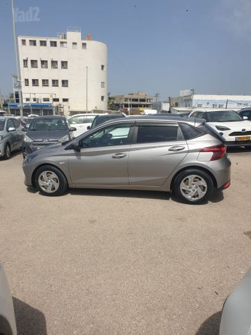 יונדאי i20
