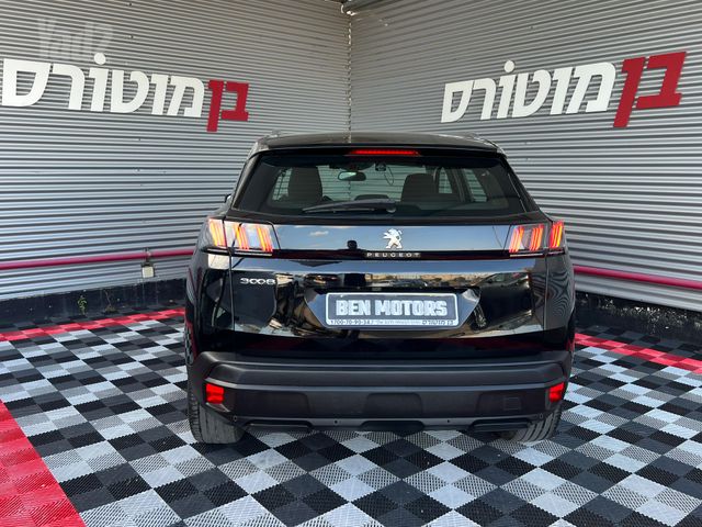 פיג'ו 3008