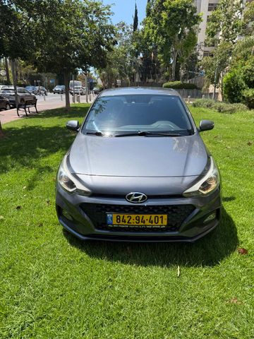 יונדאי i20
