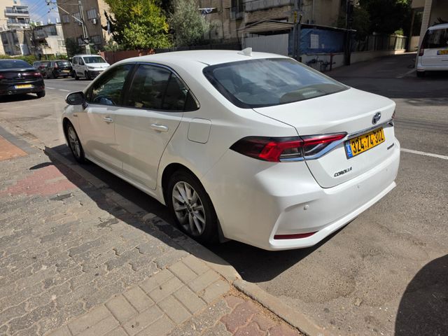 טויוטה קורולה