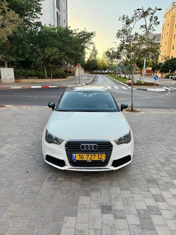 אאודי A1