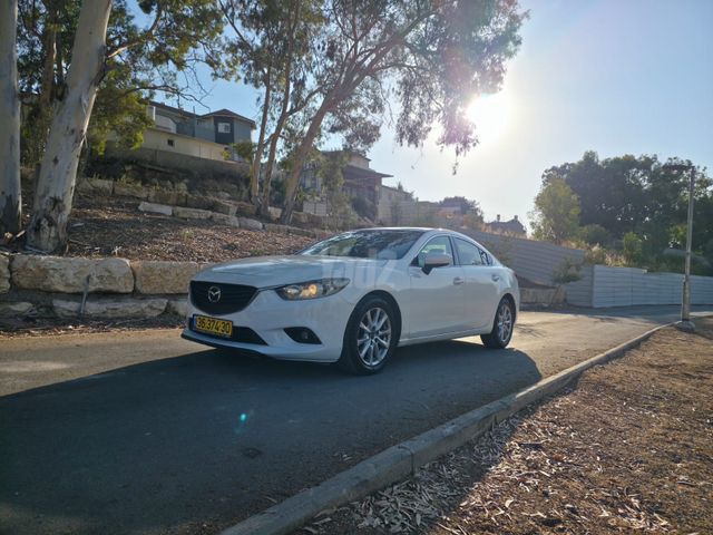 מודעת רכב מאזדה 6