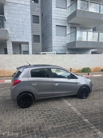 מיצובישי ספייס סטאר