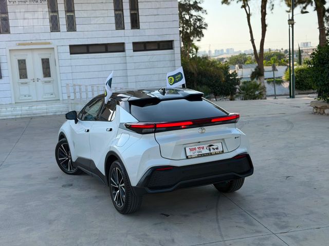 טויוטה C-HR