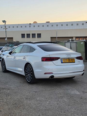 אאודי A5