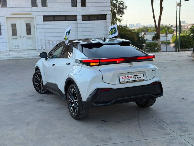 טויוטה C-HR