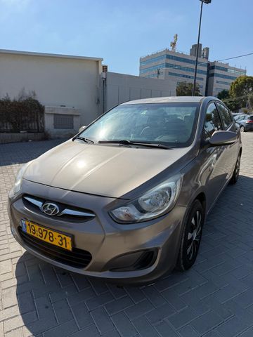 יונדאי אקסנט i25