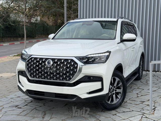 רקסטון 4X2 EX אוט׳ 7 מק 2.2 (202 כ״ס)