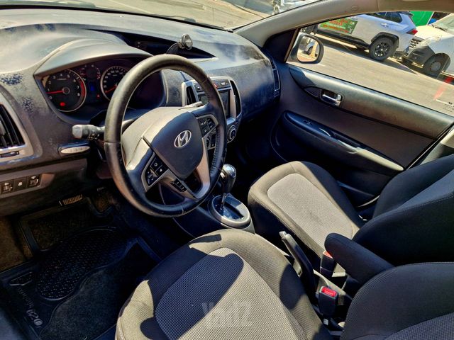 יונדאי i20