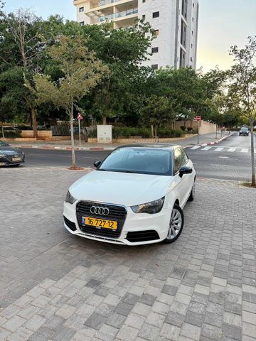 מודעת רכב אאודי A1