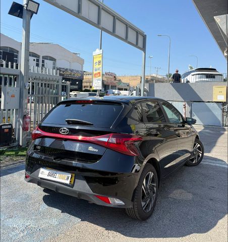 יונדאי i20
