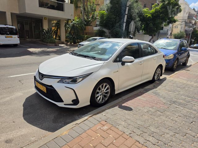 טויוטה קורולה